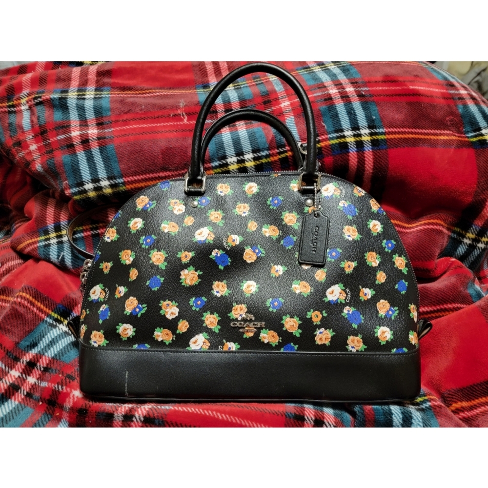 Coach Sierra Bag in Tea Rose